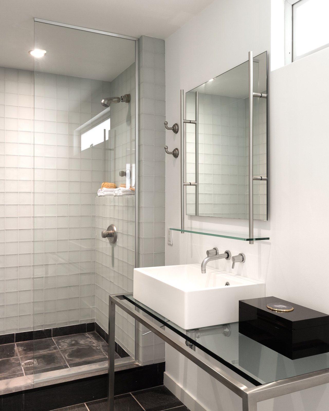 8713 Sunset Plaza Ter