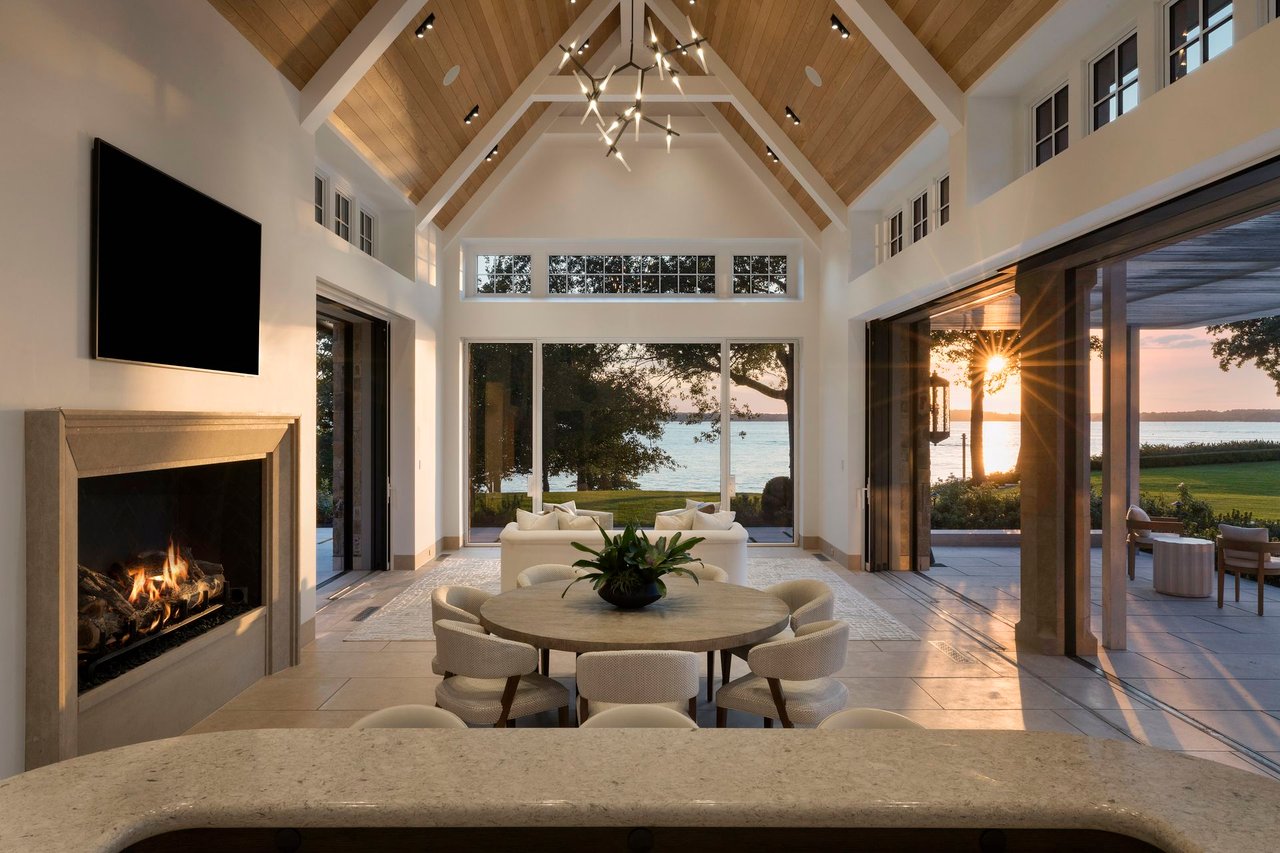 2770 Gale Road, Wayzata
