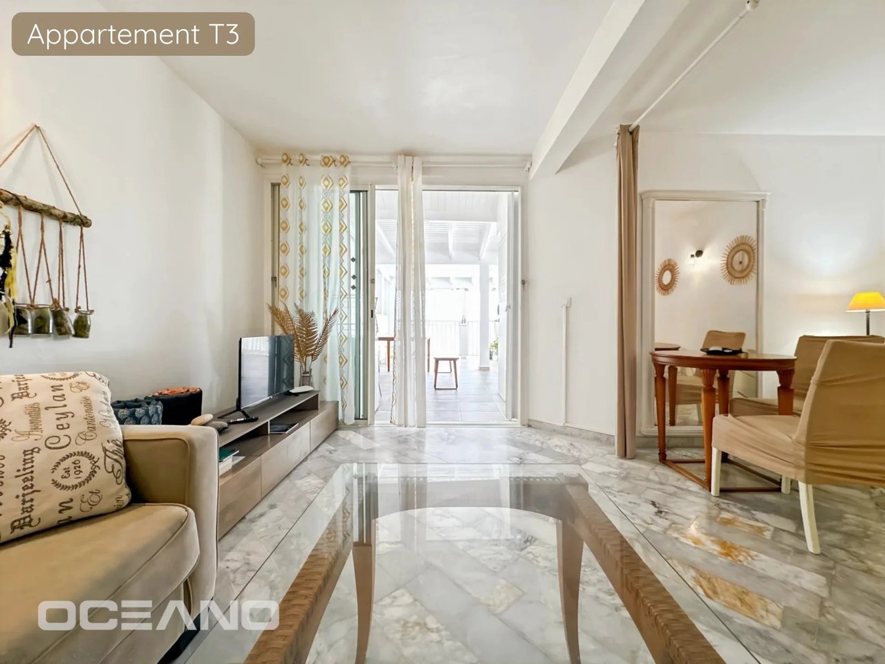 EXCLUSIVE : Set of 2 Apartments (T3 & T2) with Terraces - Charm and Investment Potential