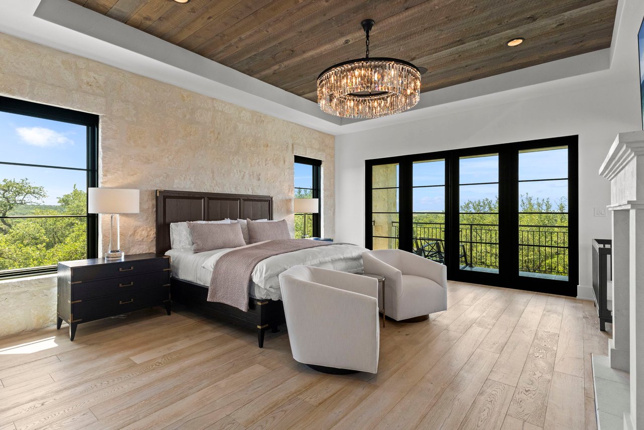 The Estate on Indian Bluff