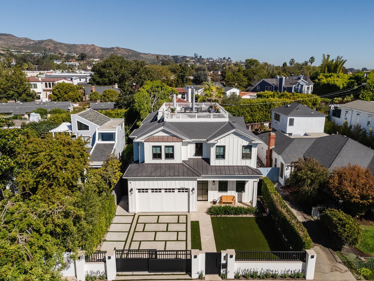 16045 Northfield St, Pacific Palisades 