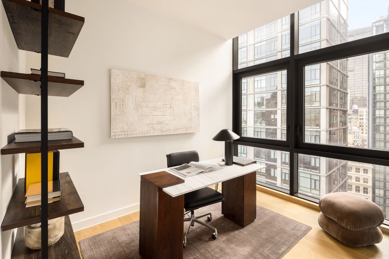 N°33 Park Row