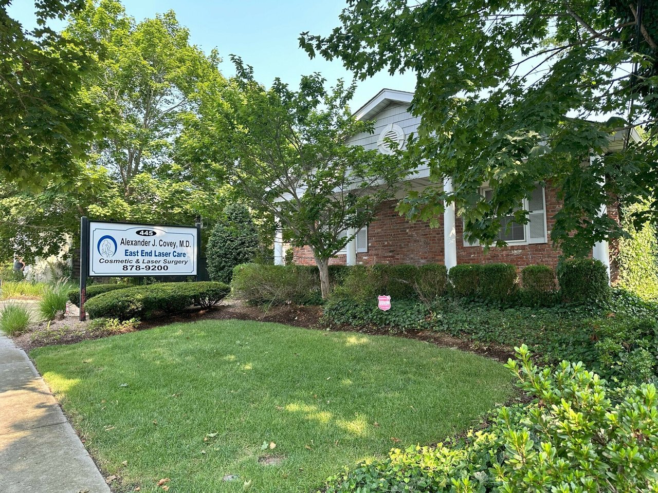 445 Main Street, Center Moriches