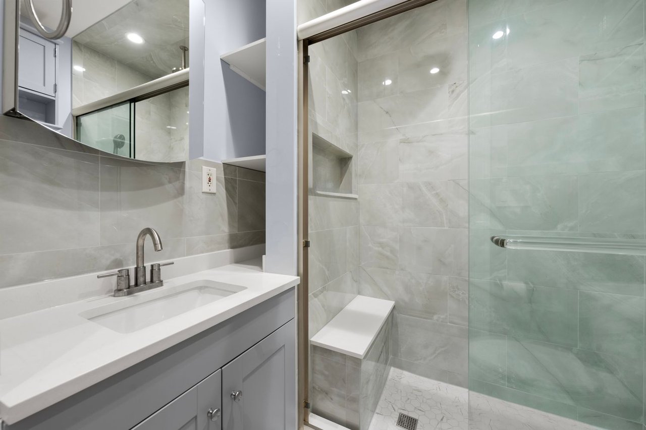 321 Commonwealth Ave, Unit 40