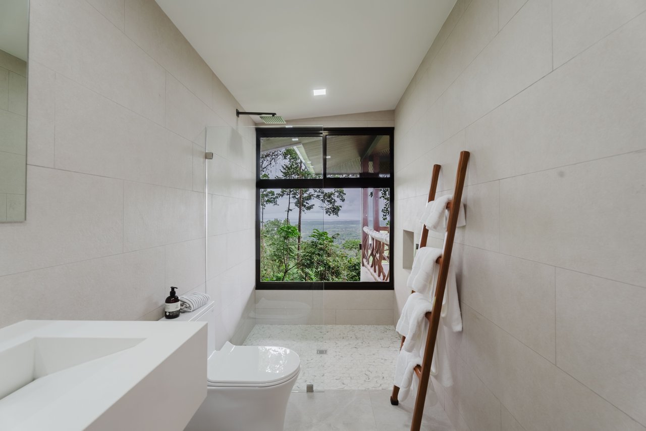 Casa Tucán, Ocean View Villa with Private Trail to River & Waterfalls