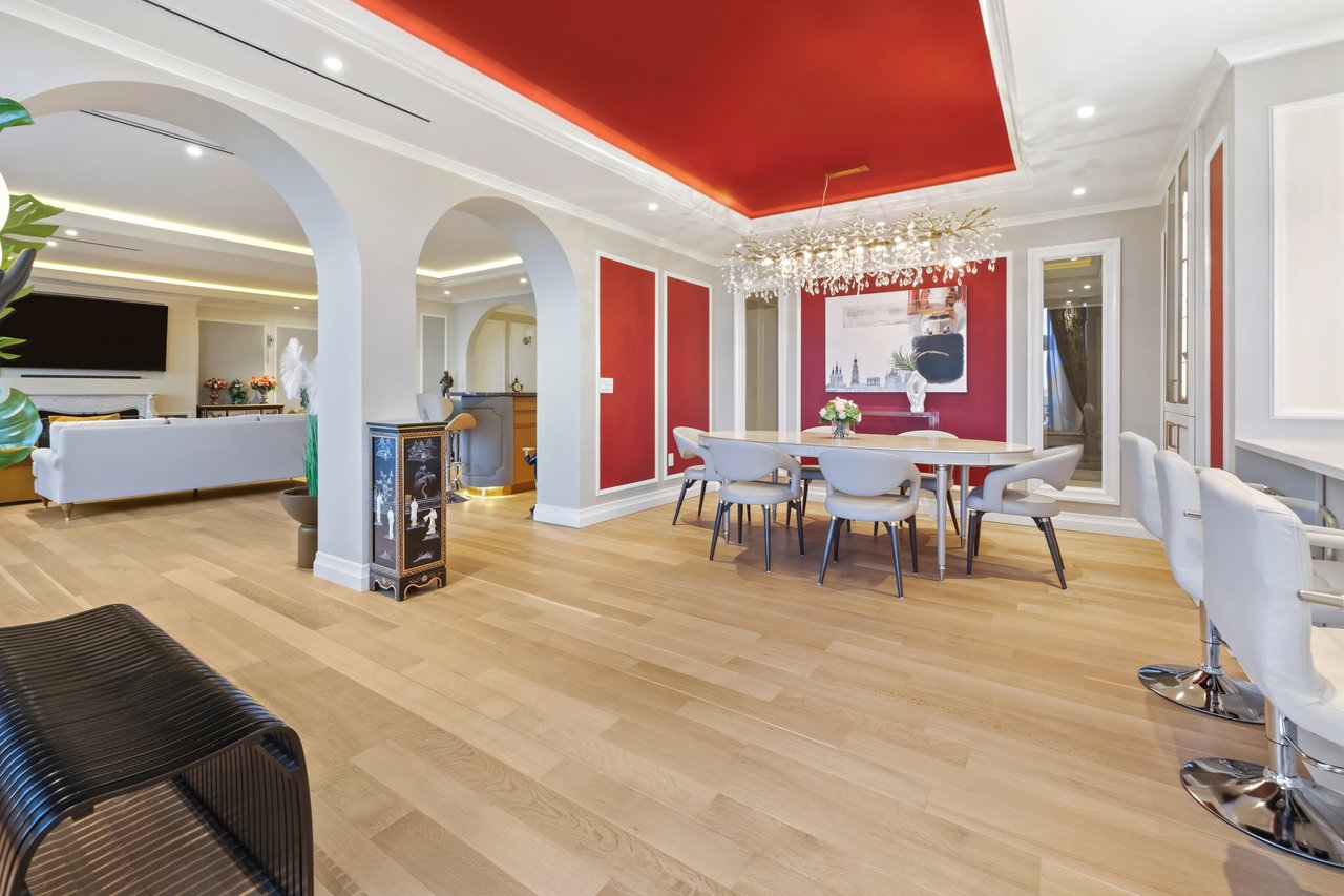 100 Carlyle Drive VG6