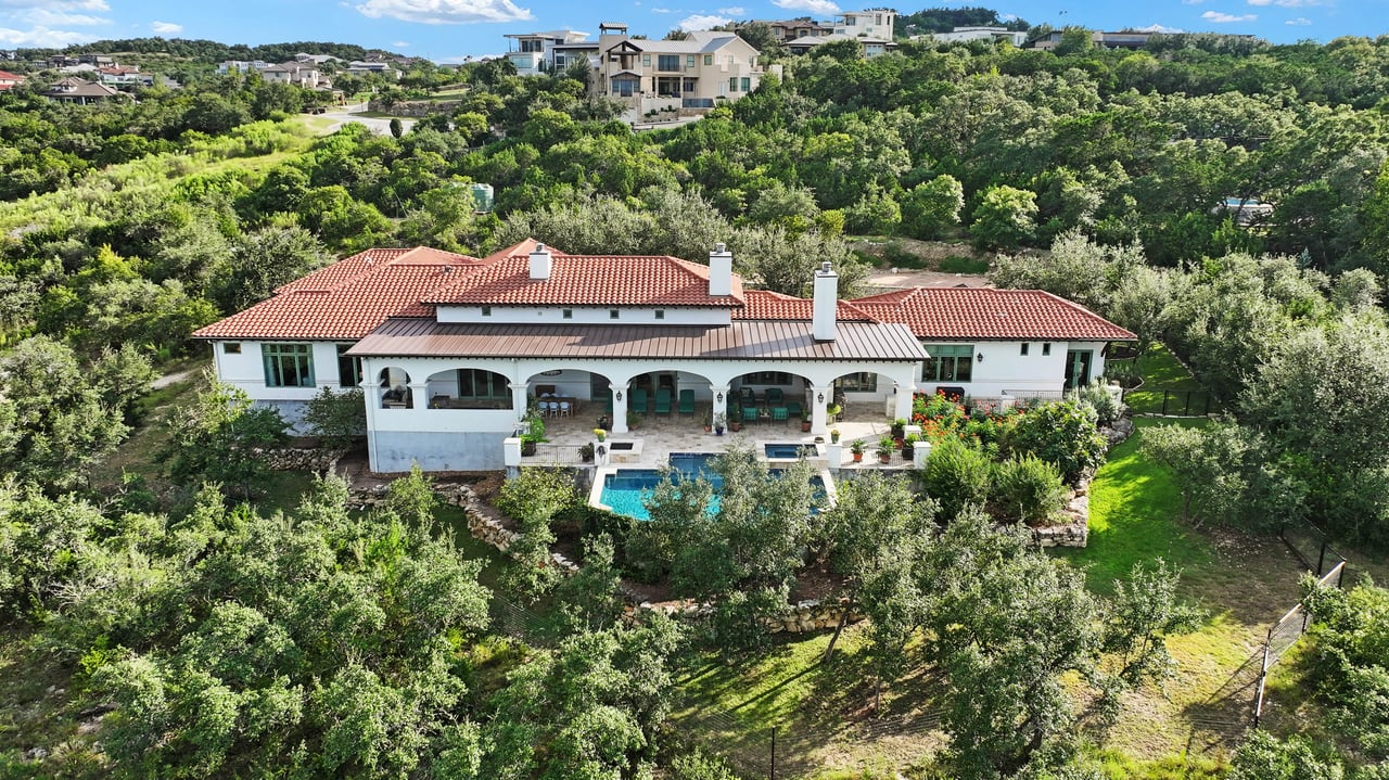 24209 Scenic Loop Rd