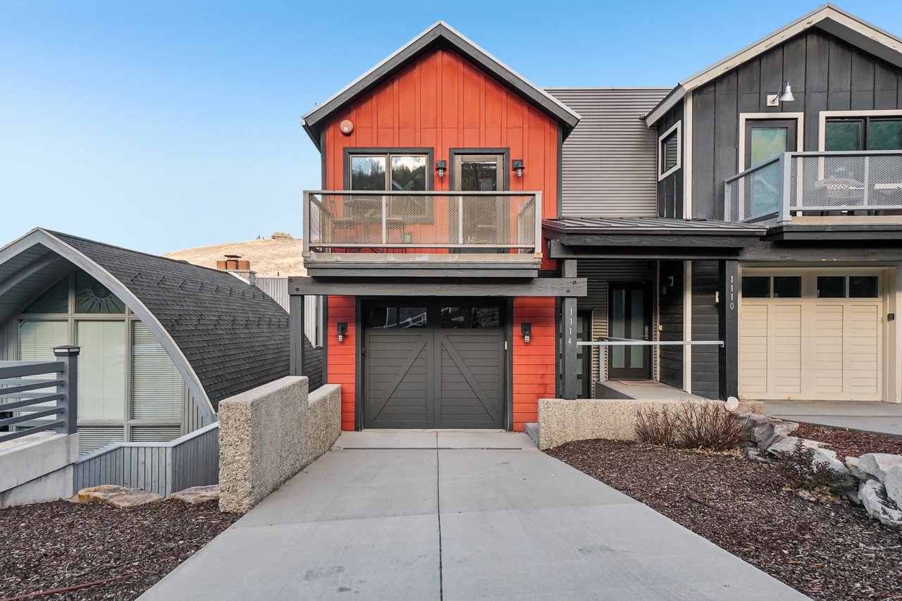 1114 Empire Ave