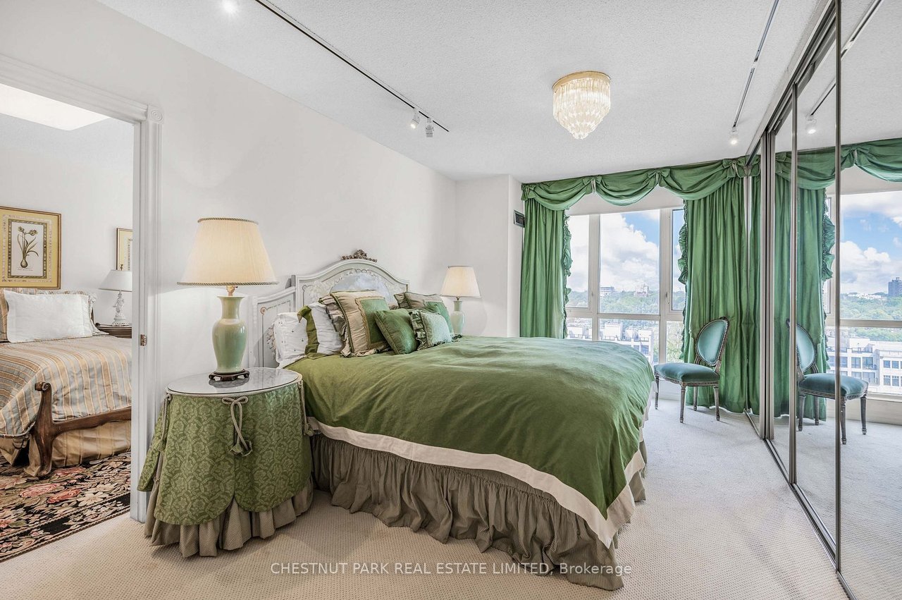 PENTHOUSE FOR DOWNSIZERS