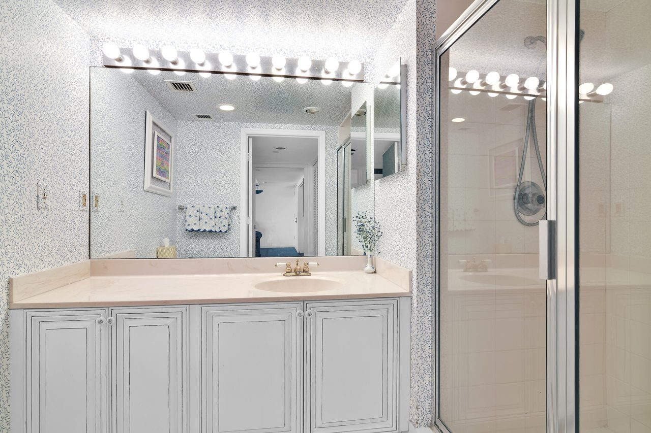 120 SE 5th Ave, Unit 331