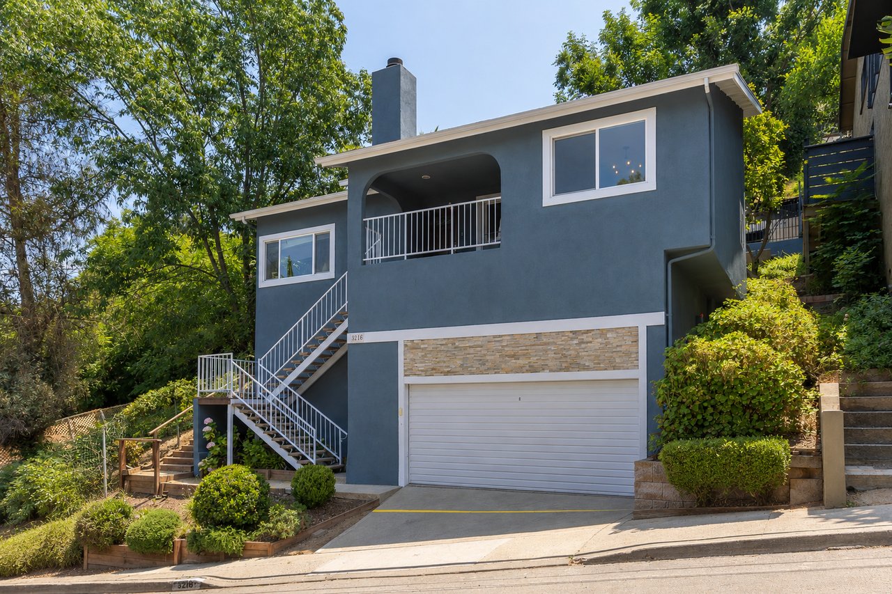 3216 Future St