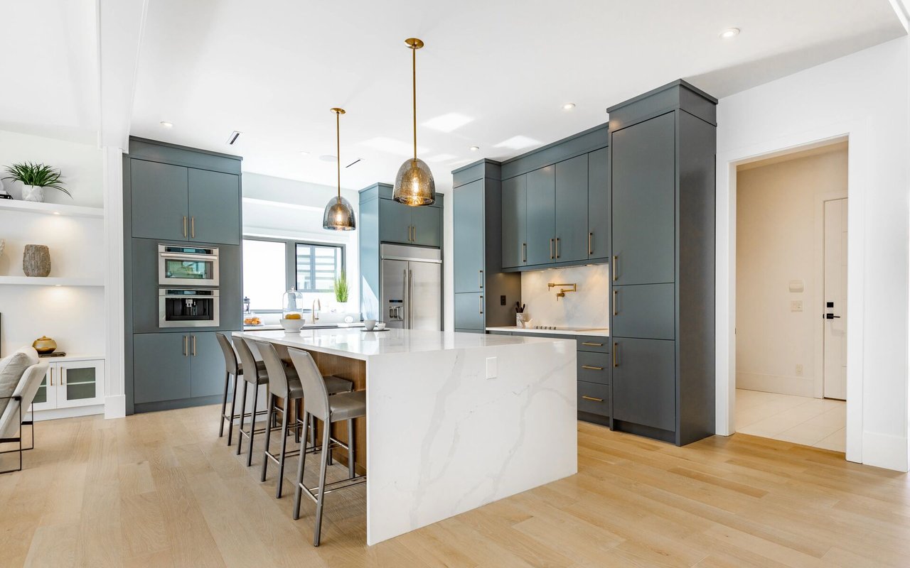 What Is A Tiny House? We Explain This Huge Real Estate Trend For A Minimalist Living