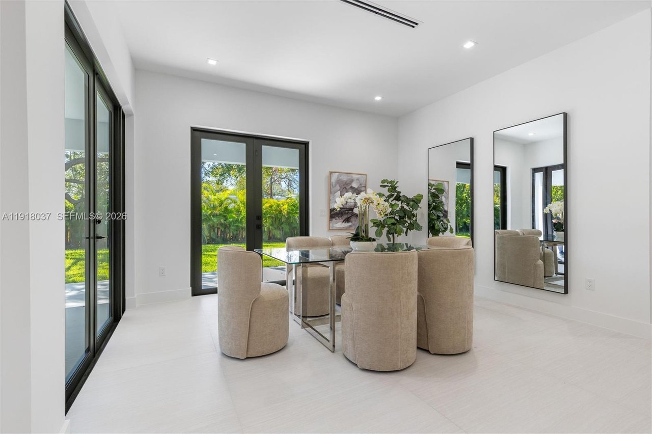 8240-sw-193-terrace-cutler-bay-home-sold-dining