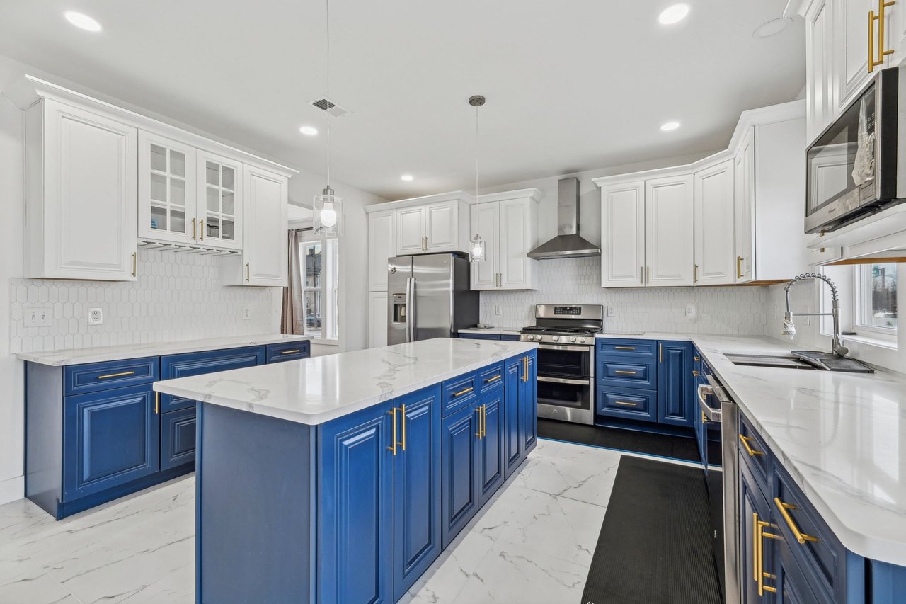 21 Kearney Ave