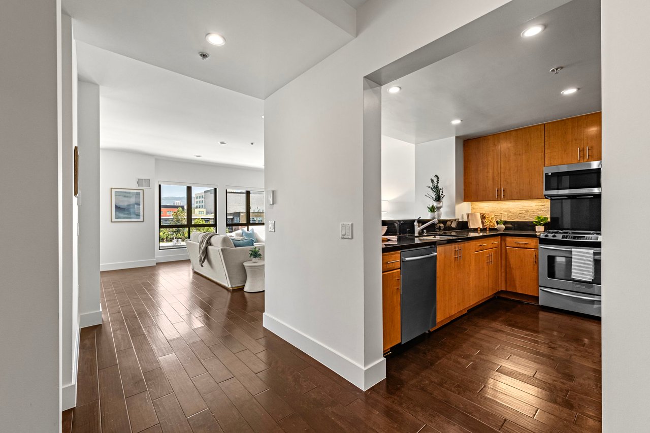 438 West Grand Ave #410