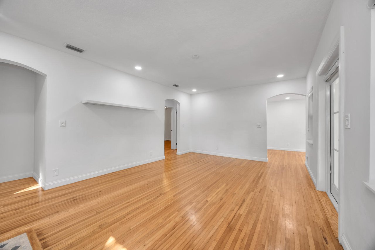 The Oak Haven - The Perfect Coral Gables Home
