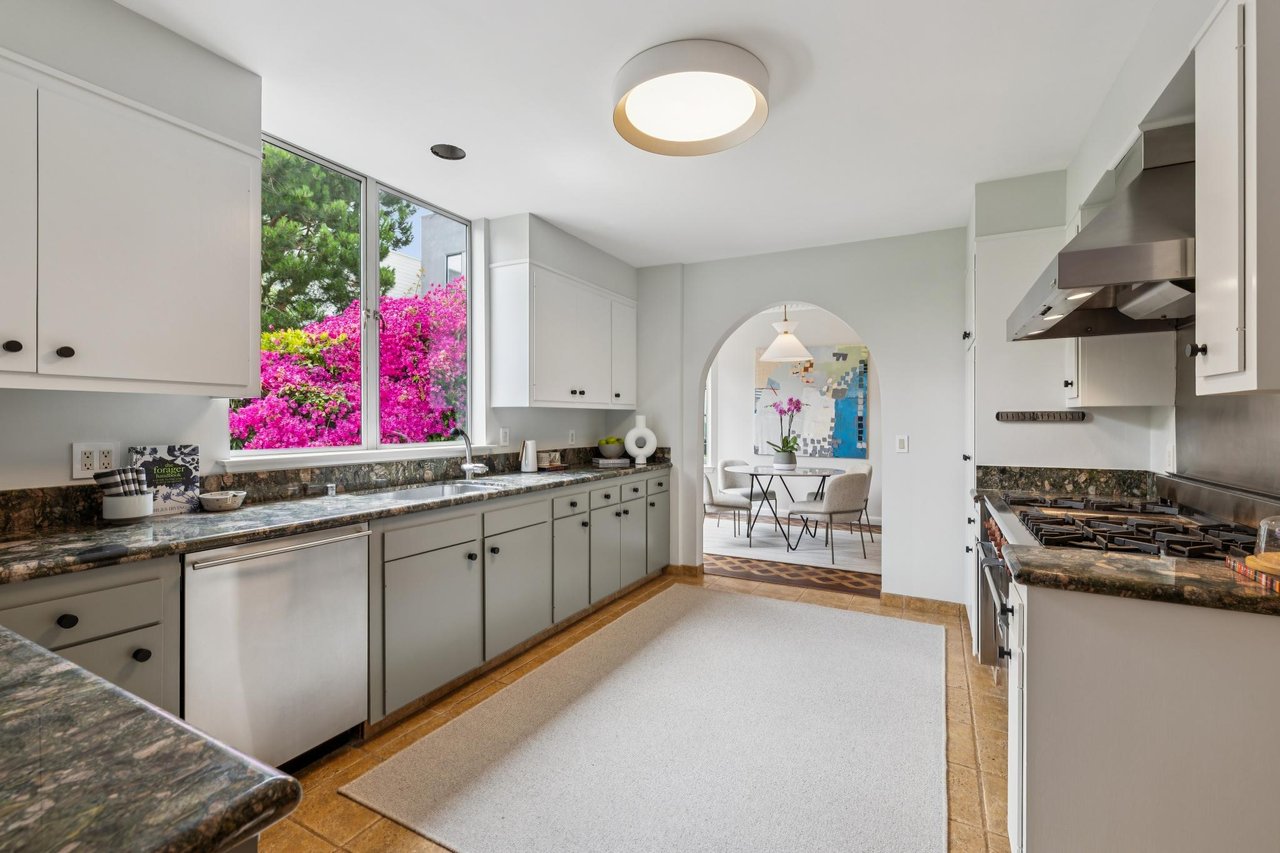 Historic Marina Boulevard Property with Stunning Views