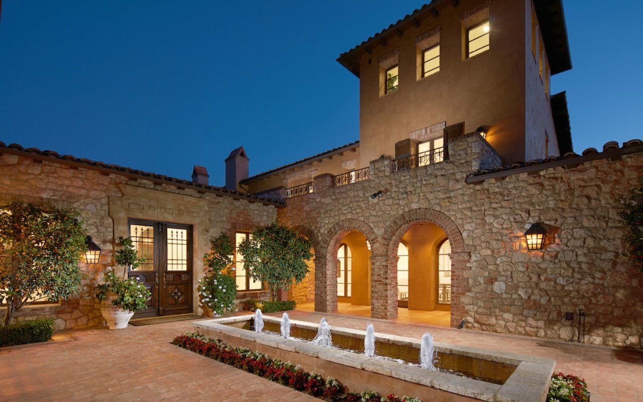 Just Sold: 19 Spike Moss, Shady Canyon