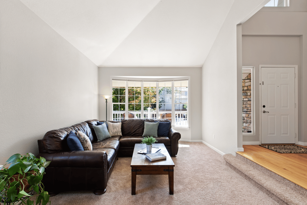 Just Listed: Five Bedroom Home in Woodbridge Station