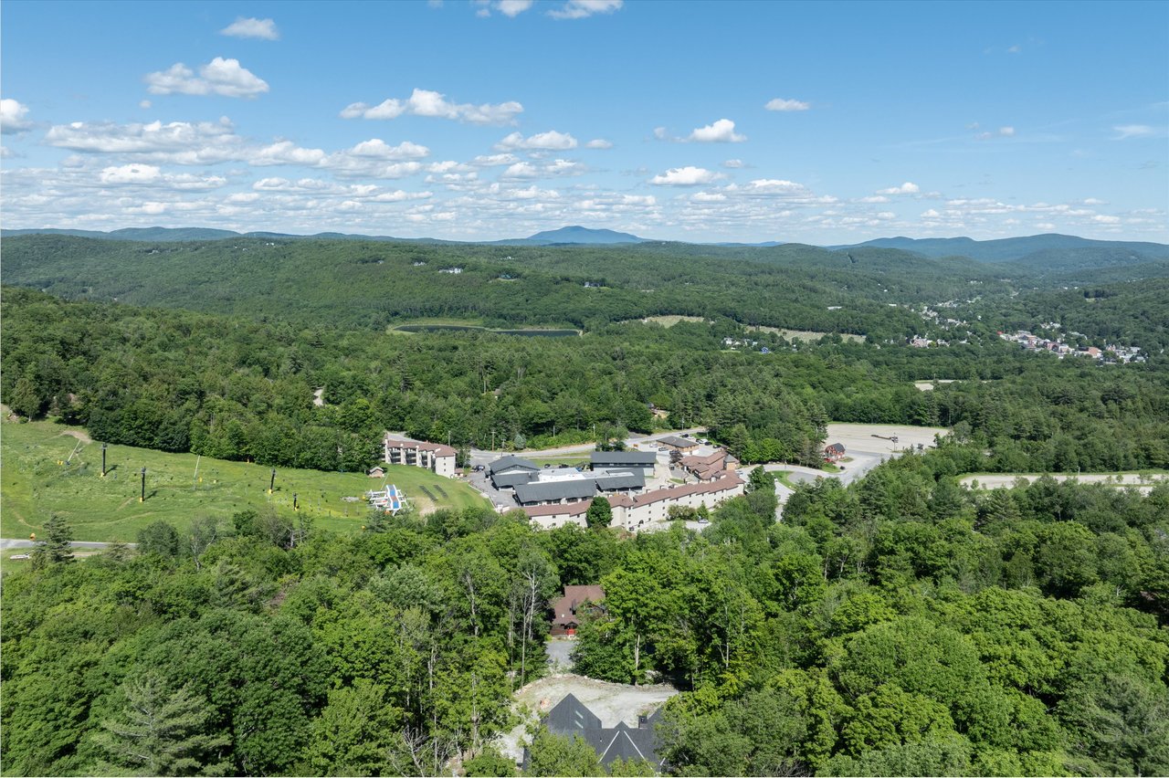 113 No. Village Rd - Right Side