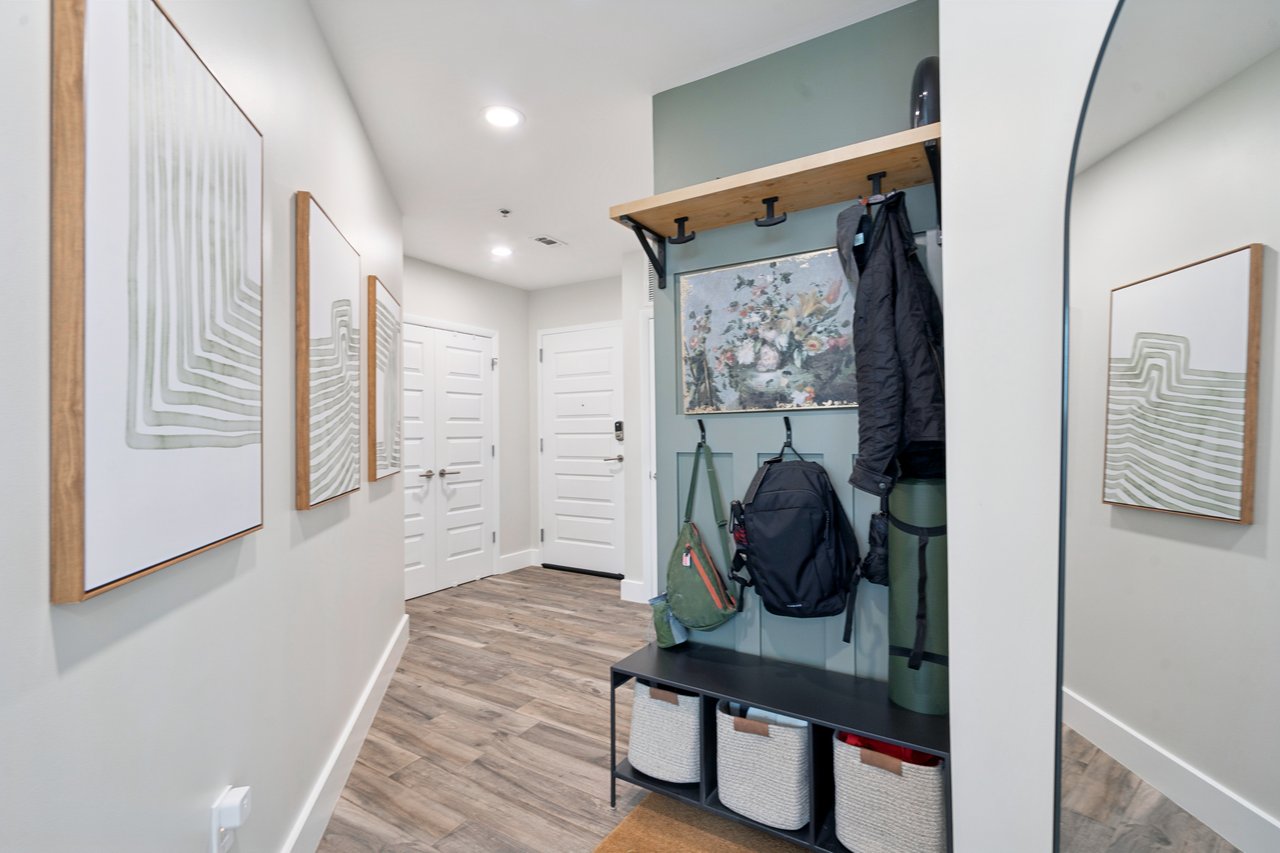 1080 Peachtree Street NE Unit 1711