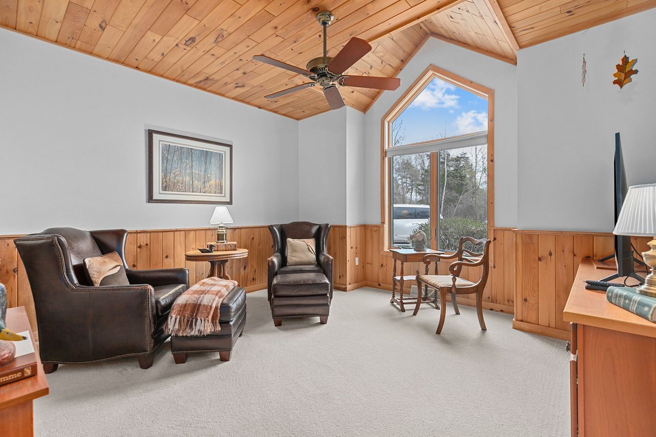 N4725 N Lakeshore Drive