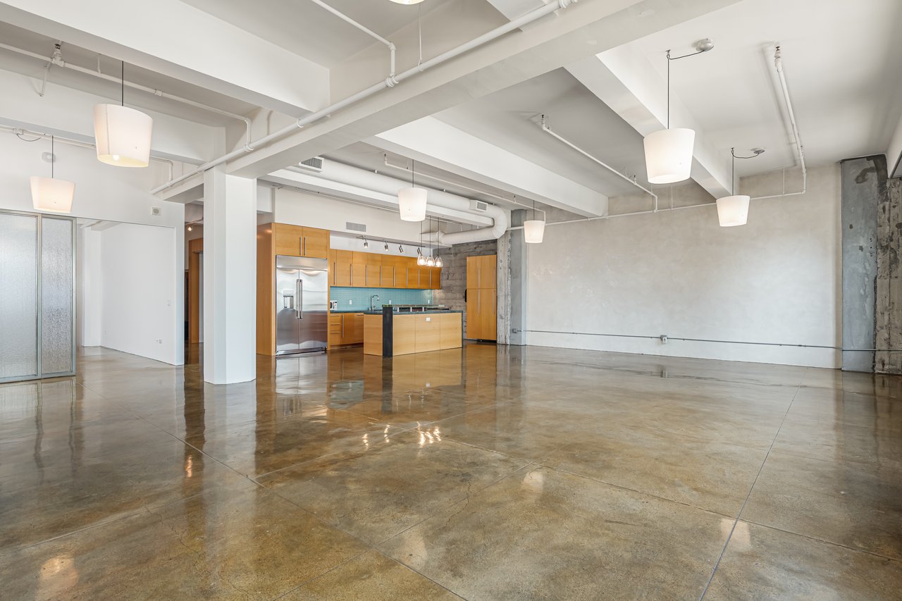 2 Mint Plaza #602