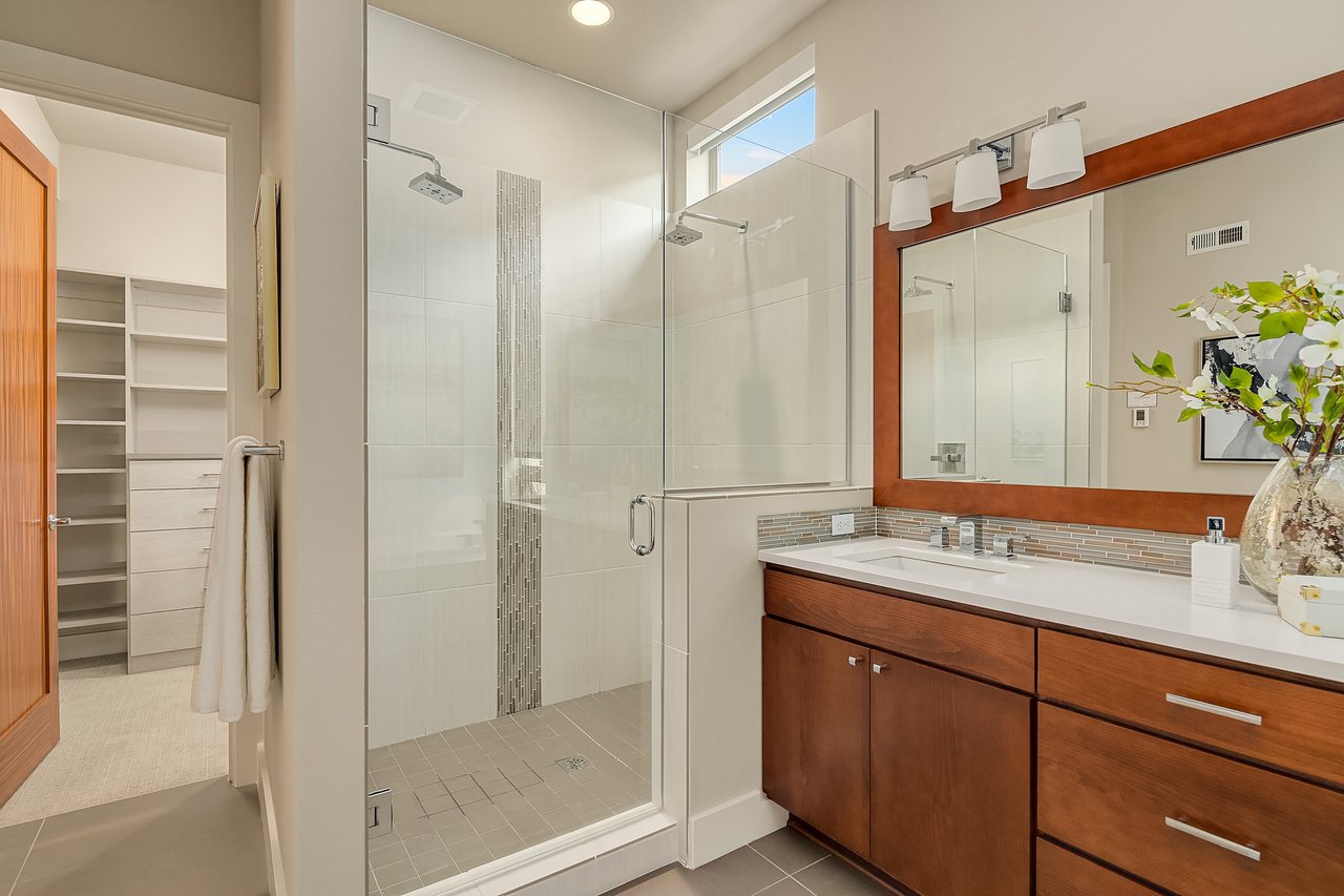 4605 Lake Washington Blvd NE #201