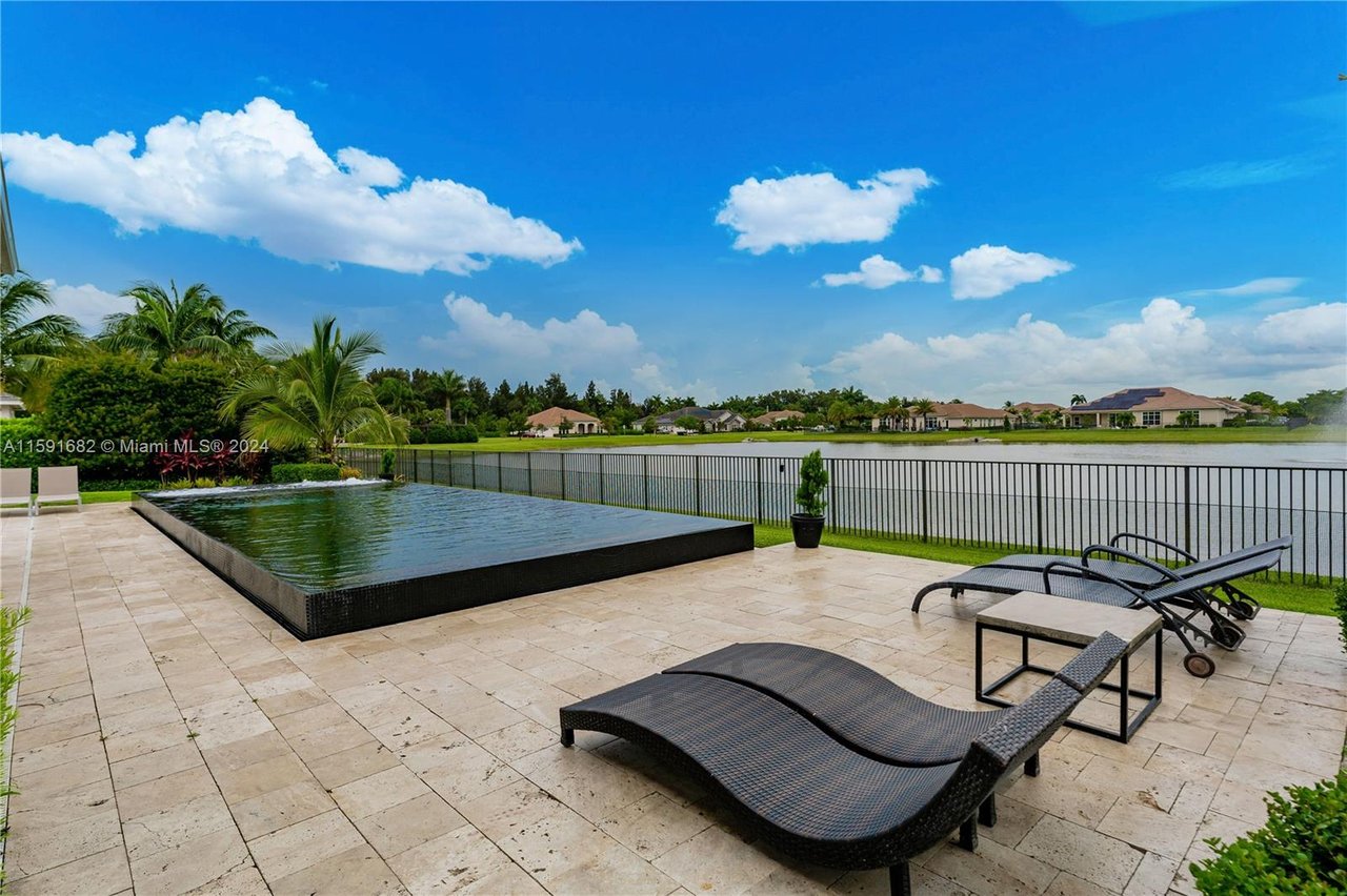 5669 S Sterling Ranch Dr