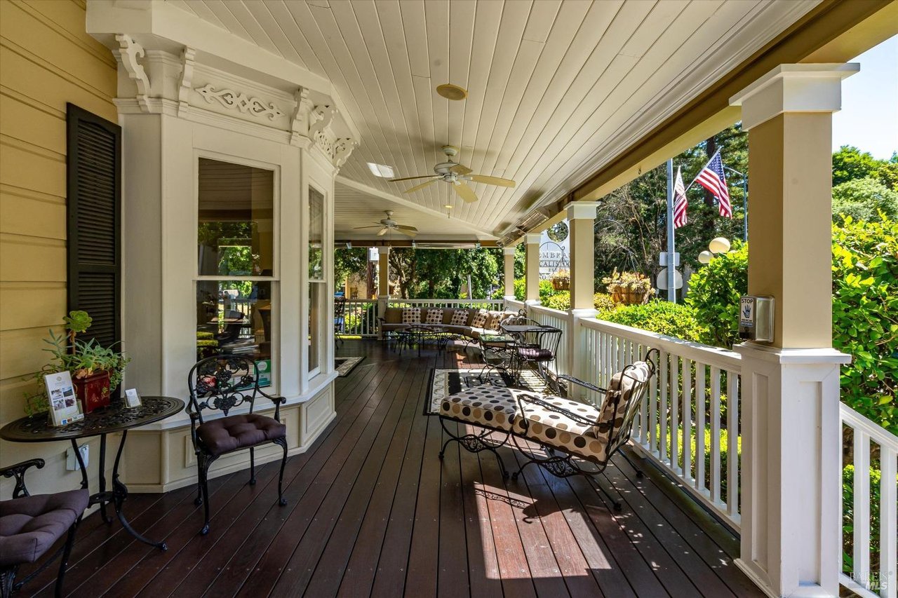 1139 Lincoln Ave, Calistoga
