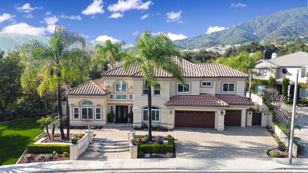 7179 Las Brisas