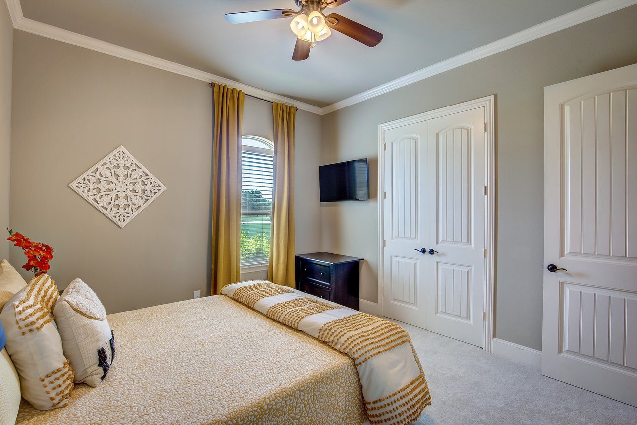 552 Horseshoe Bend