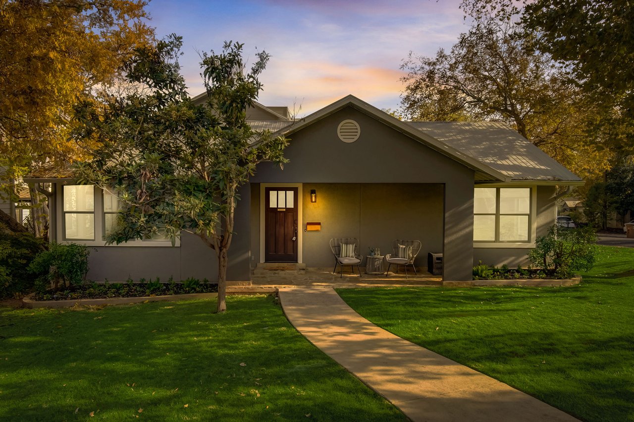 1411 Burford Pl
