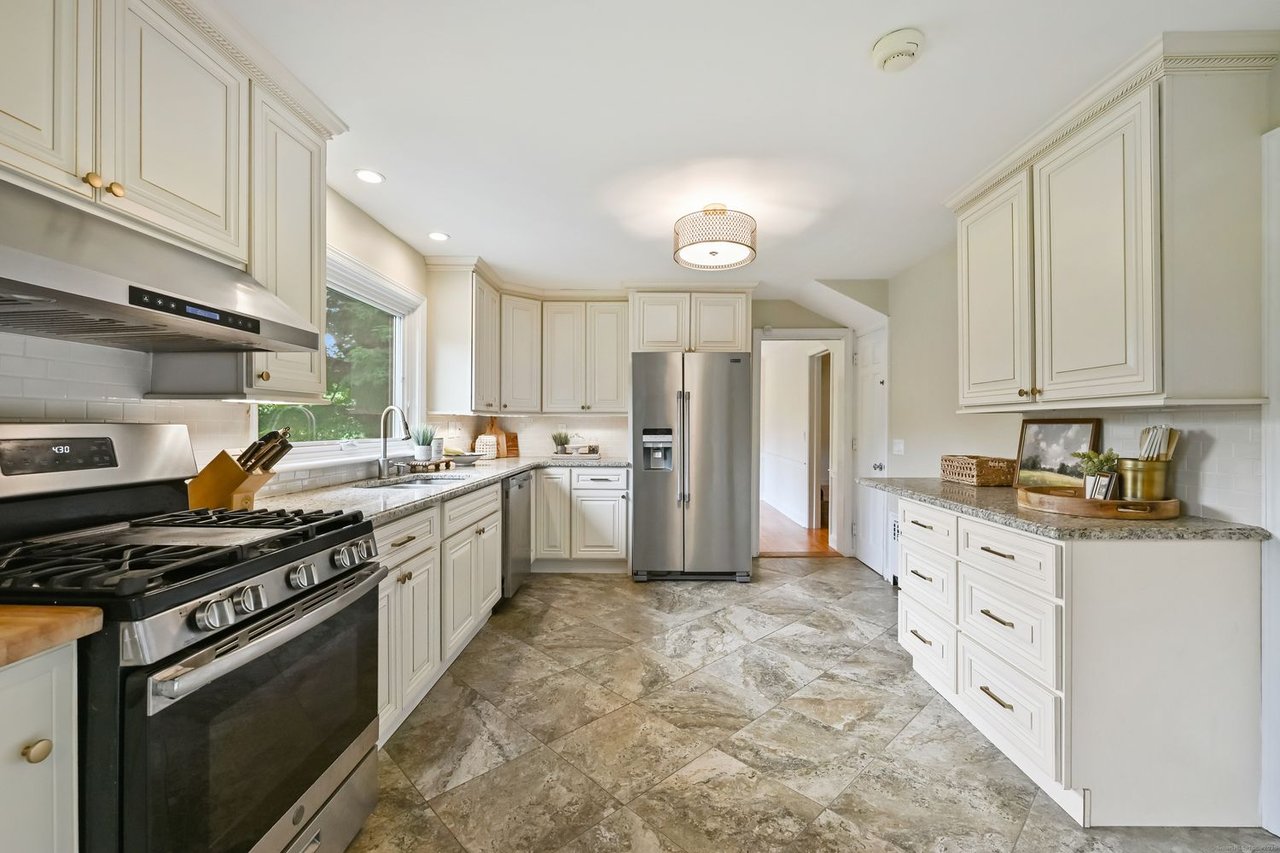 225 Dunham Road
