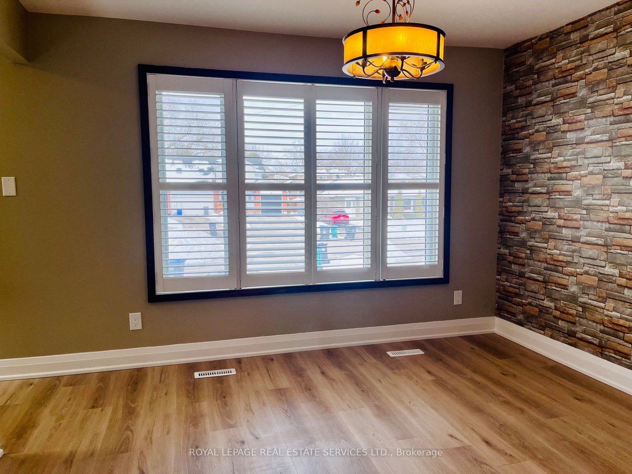 2512 Harman Crt