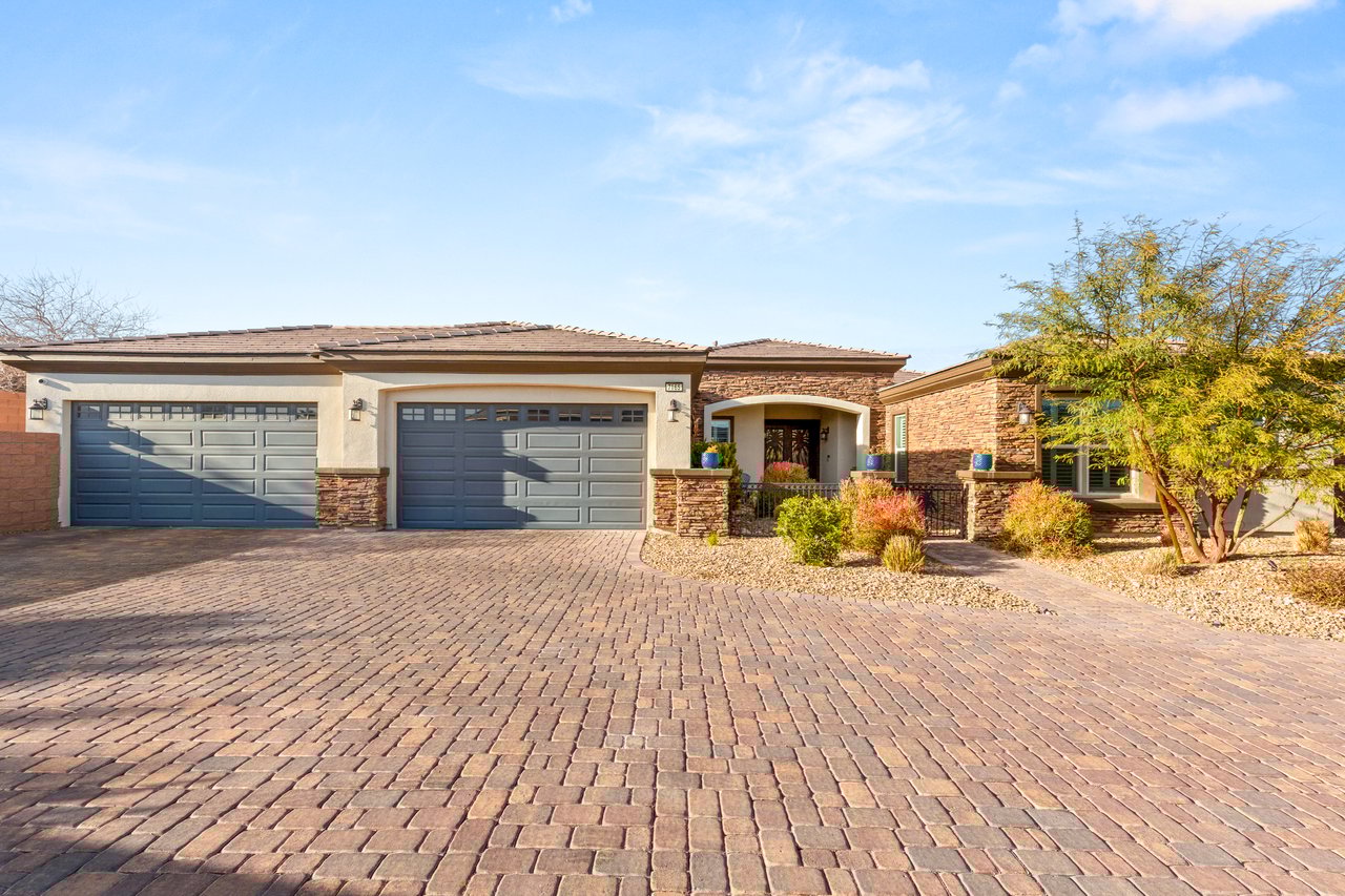 7165 North Grand Canyon Drive