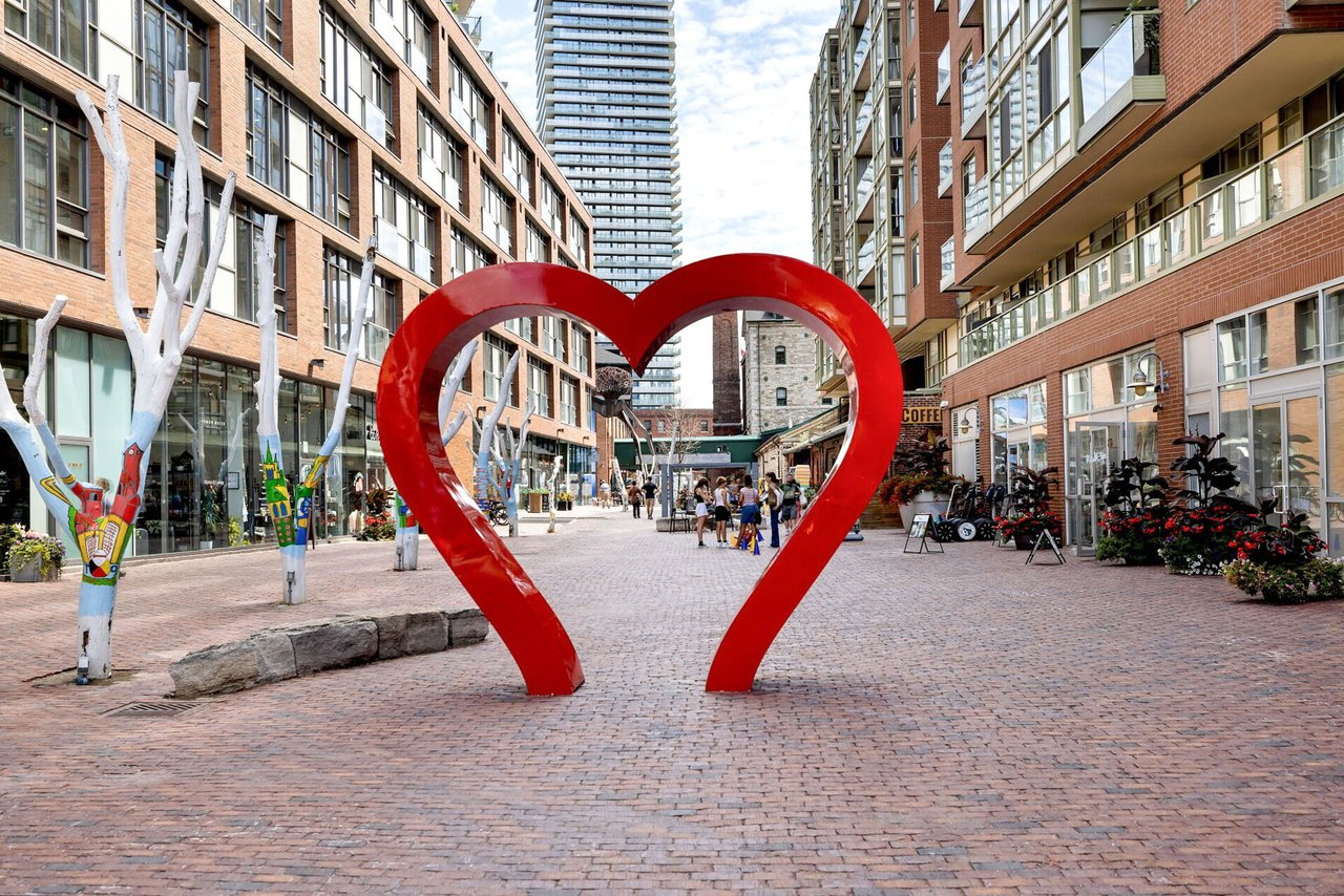 39 Parliament Street, Suite 502