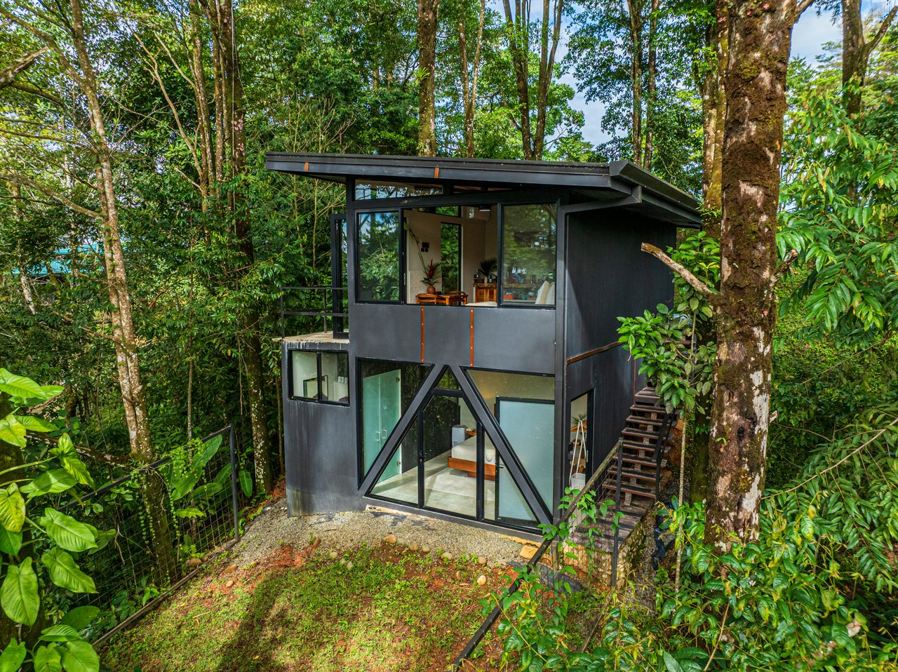 La Sombra Villas, Where Nature Meets Comfort in Tinamates!