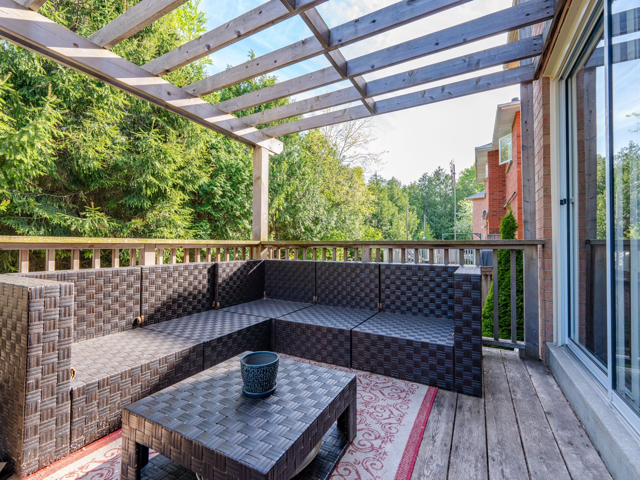 43 Summitcrest Drive