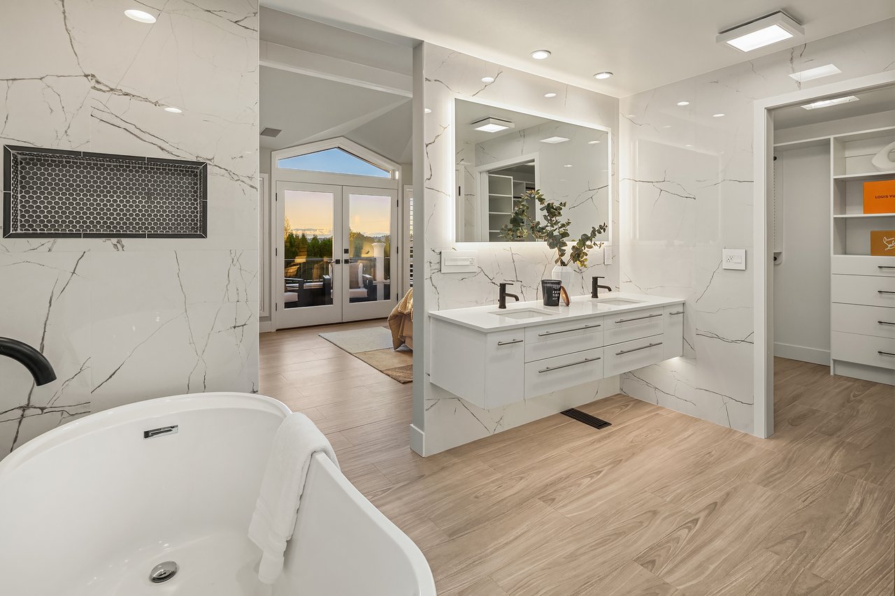 10517 NE 46th Street