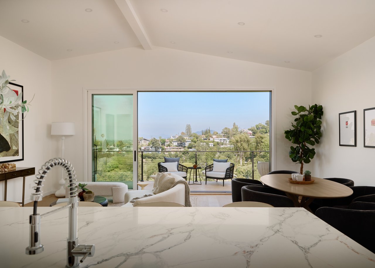 3916 Glenridge Dr, Sherman Oaks