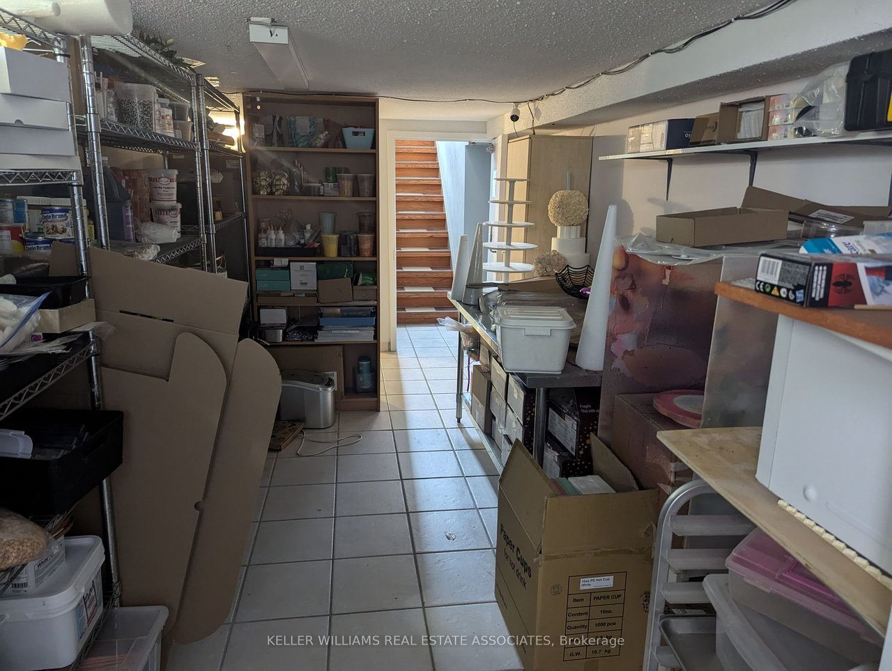 233 Lakeshore Rd E