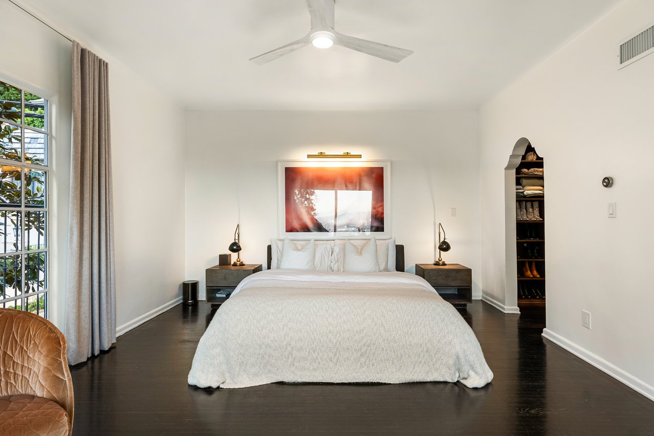 1512 Sunset Plaza Dr, Sunset Strip