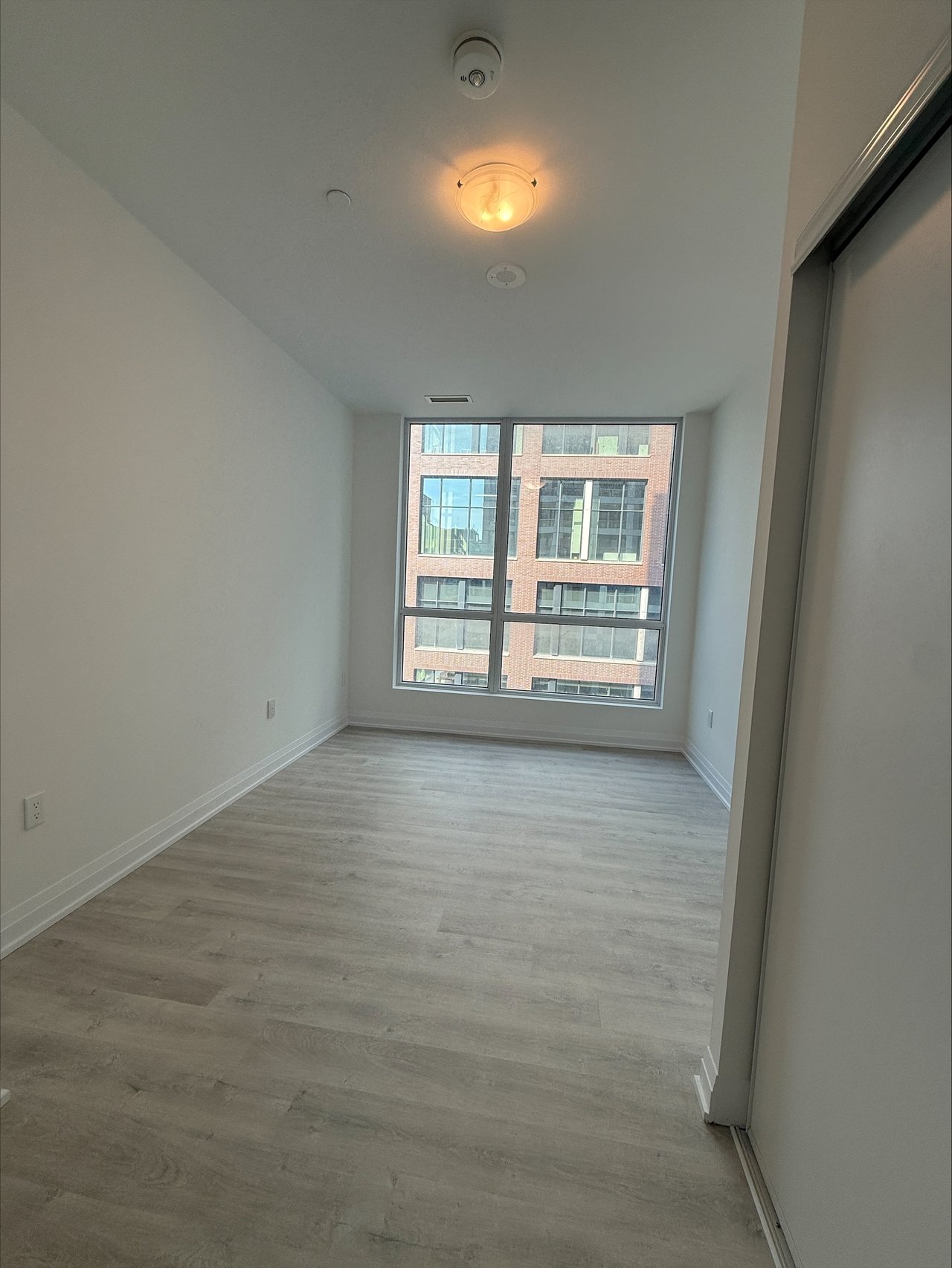 15 Richardson Street, Toronto Unit: 524