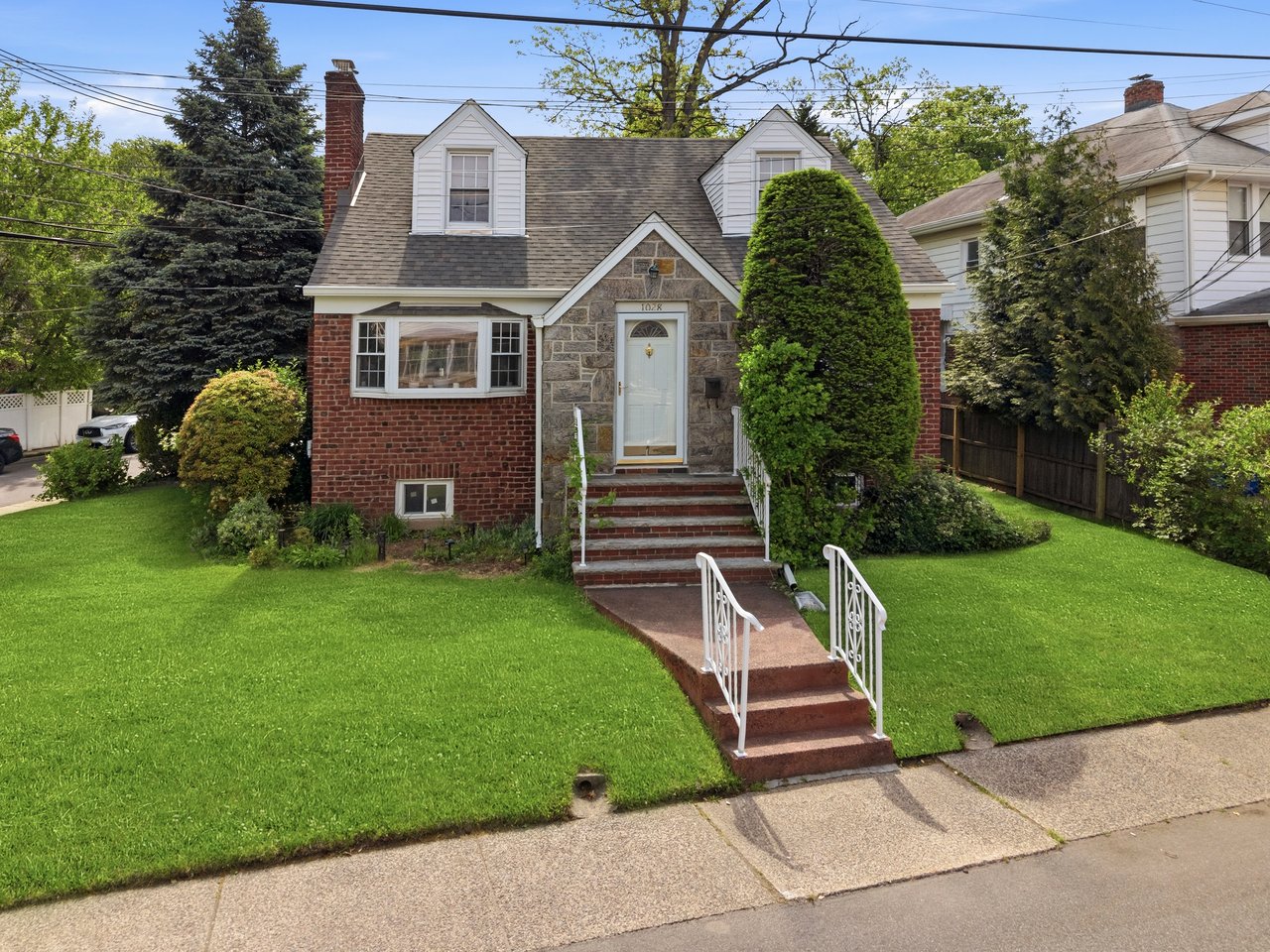 1028 Harvard Place, Fort Lee, NJ 07024