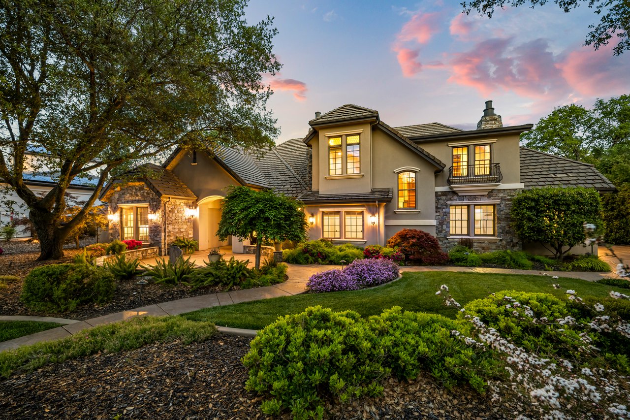 3019 Courbet Way