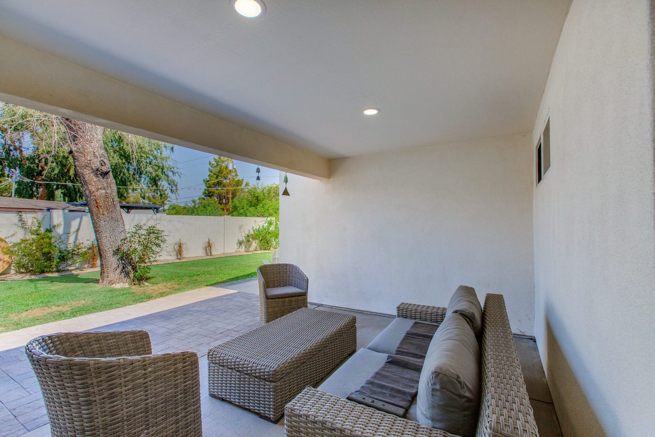 2438 E Indianola Ave.