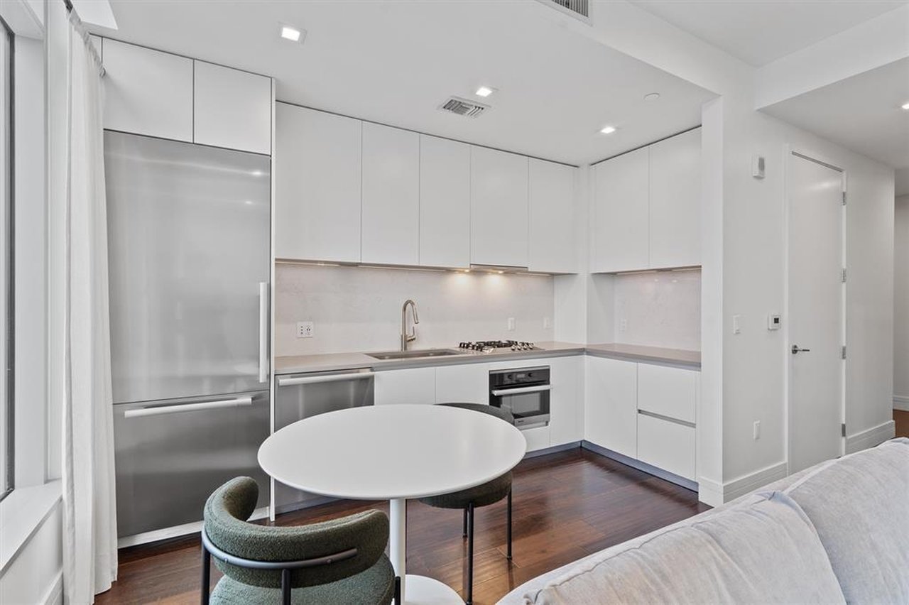 501 West #1106