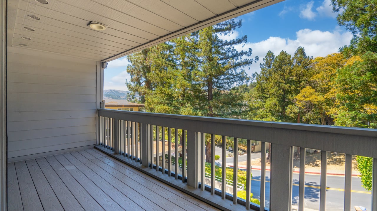 Private Listing