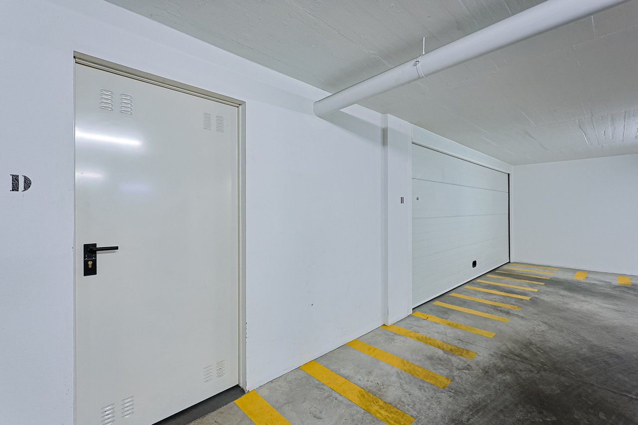 Modern 2-Bed, 2-Bath Apartment in Central Marinha Grande – Near Nazaré